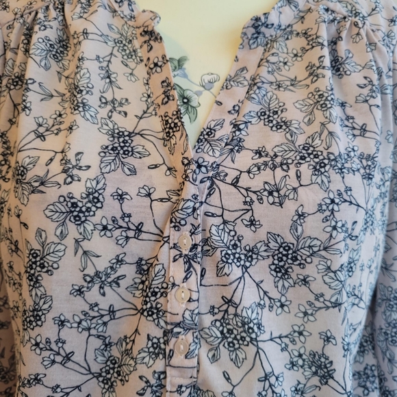 H&M Floral Blouse - Picture 5 of 6